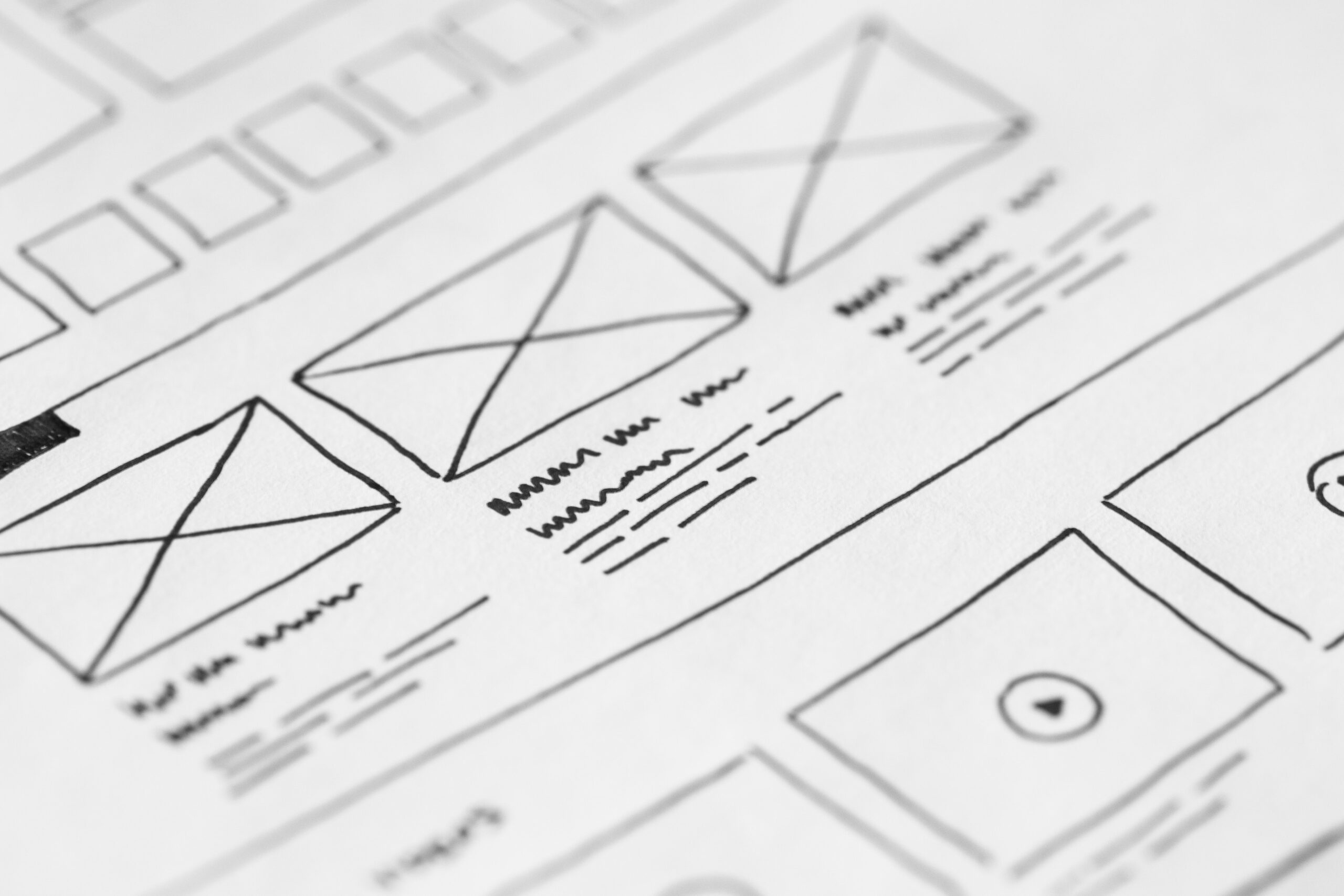 WHY SHOULD YOU CONSIDER A CAREER IN UX DESIGN?